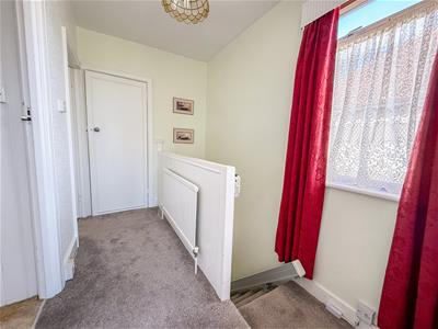 FIRST FLOOR LANDING